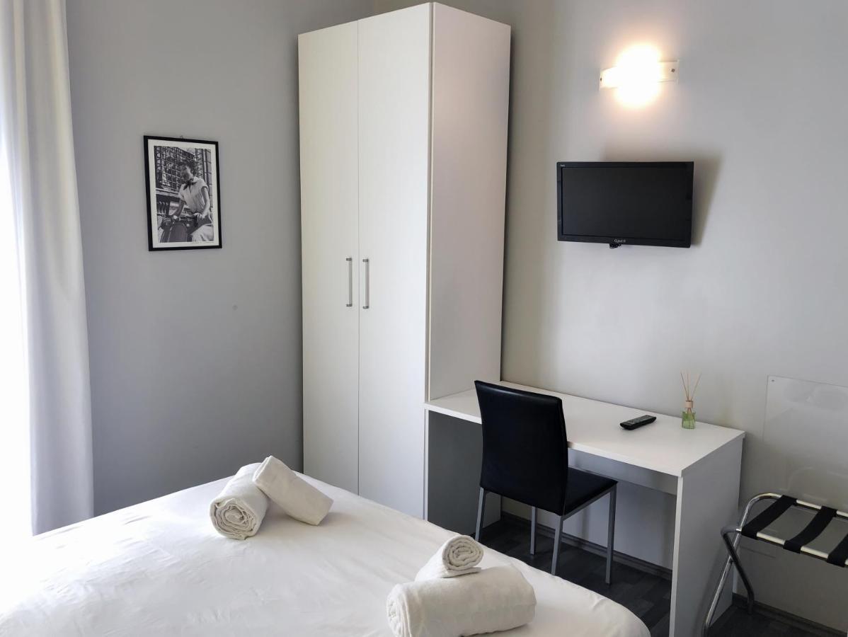 The Manzoni Hotell Rom Exteriör bild